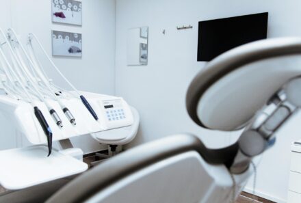 The Difference between Plaque and Tartar: Everything You Need to Know