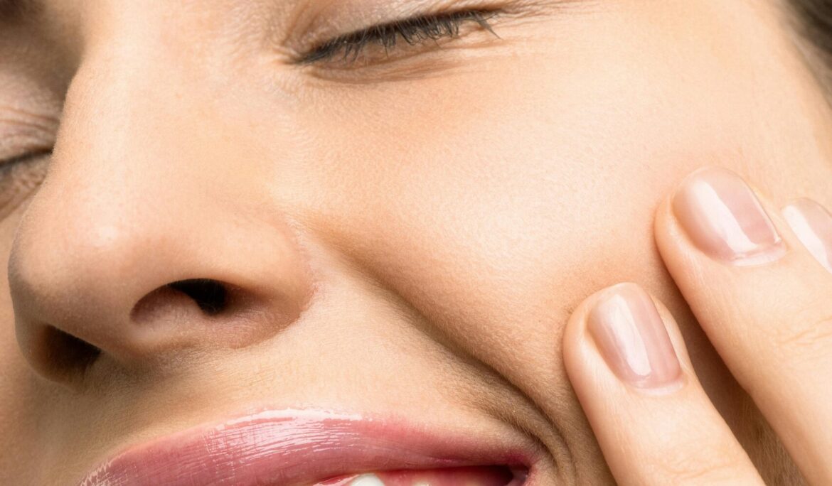 A Question for the Experts: Can Alcohol Cause Sensitive Teeth?
