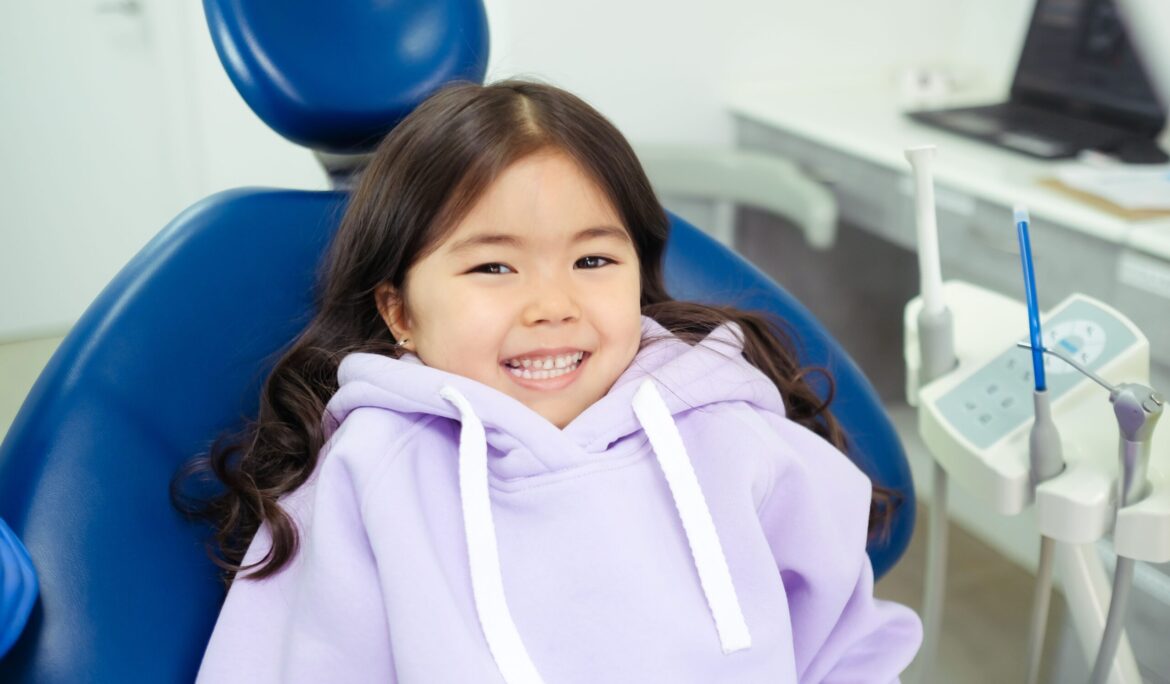 Child’s First Dental Visit: Everything the Parents Should Know
